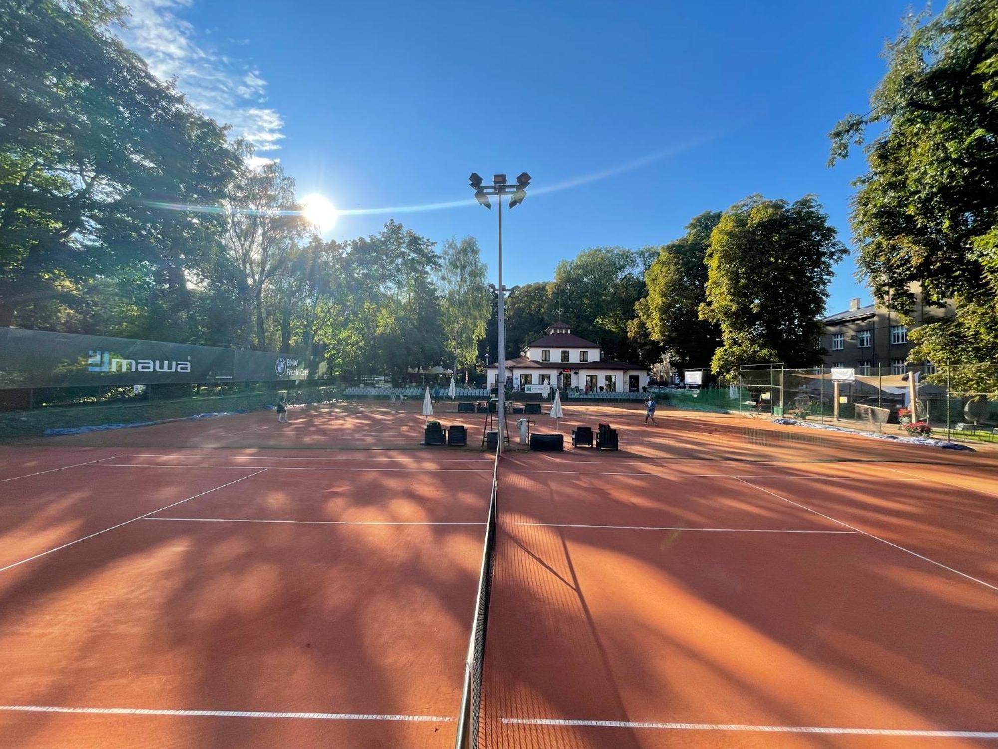 Wlodary Tennis Junior *